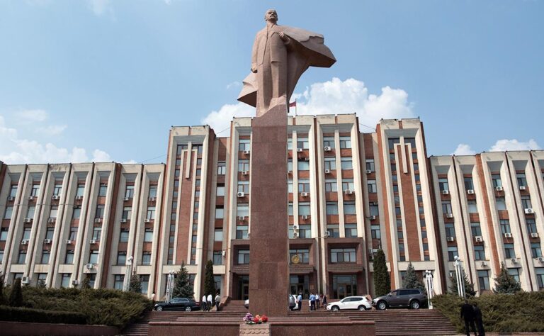 В ПРИДНЕСТРОВЬЕ ГОТОВЯТСЯ ВВЕСТИ ШТРАФЫ ЗА ПРОПАГАНДУ ЖИЗНИ БЕЗ ДЕТЕЙ